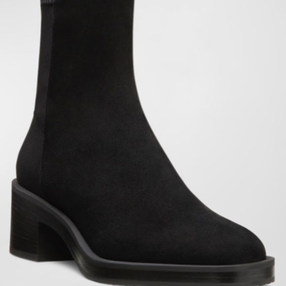 BRAND NEW Stuart Weitzman Kaio suede ankle booties